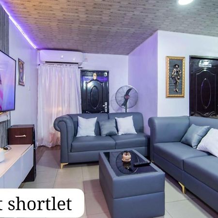 Synott Apartment Ikeja Luaran gambar